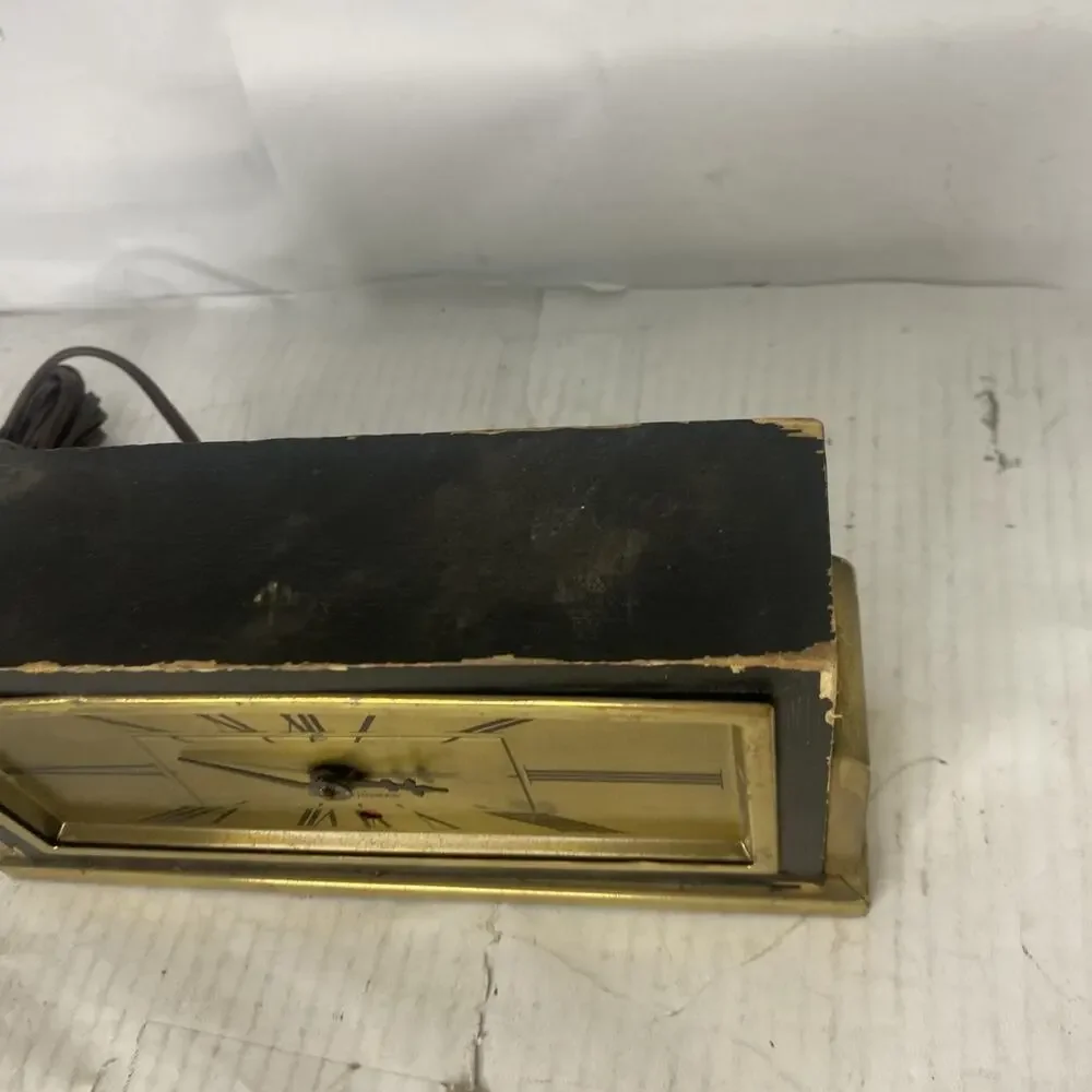 Vintage Seth Thomas Wood Desk Clock Rectangular Electric For Parts & Repair Only